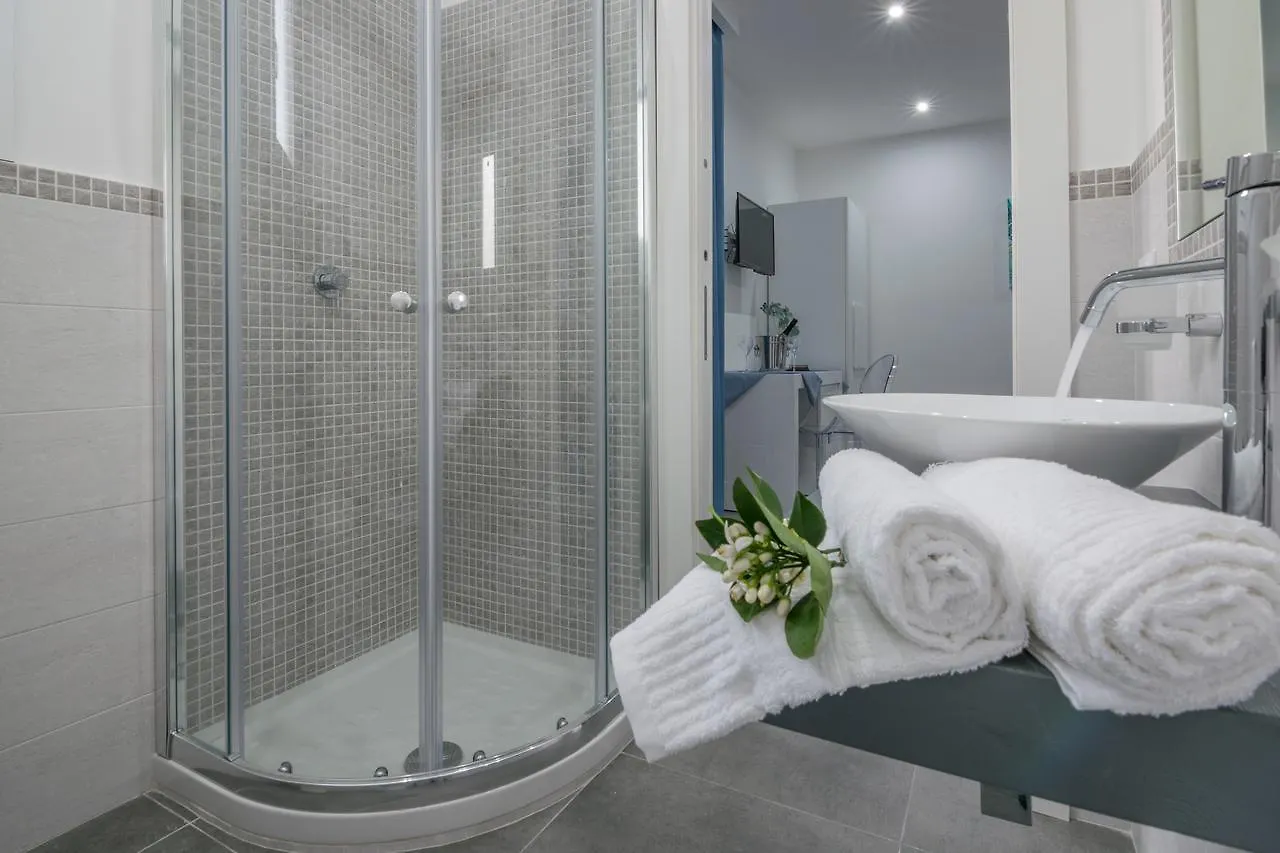 Hotel Pharos San Vito Lo Capo 2*,